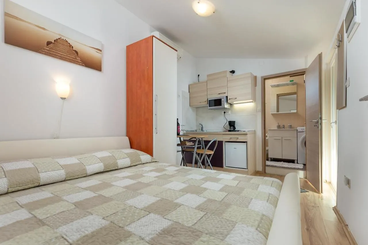 Apartments Elita 로비니 크로아티아
